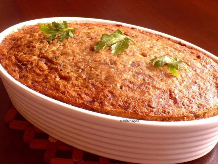 Babka Ziemniaczana z Mięsem Mielonym i Pieczarkami – Tradycyjny Smak w Nowej Odsłonie