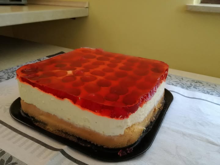 Truskawkowe ciasto Moniki