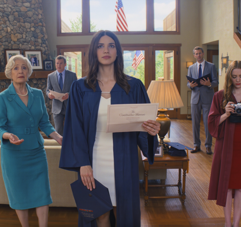 Na naszym ukończeniu studiów w USA moi rodzice sfinansowali mojego bliźniaka – nie mnie. Wtedy dziekan przeczytał zdanie, które sprawiło, że ich uśmiechy zamieniły się w kamienne, a audytorium wstrzymało oddech.